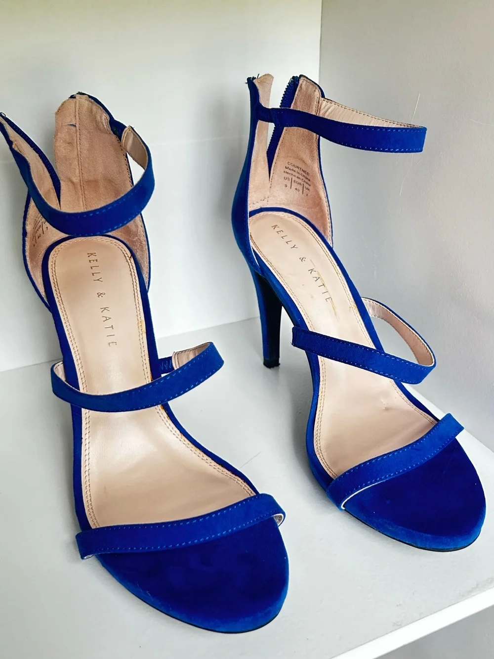 Kelly & Katie Blue Strappy Heel/ size US 9 - Picture 2 of 8